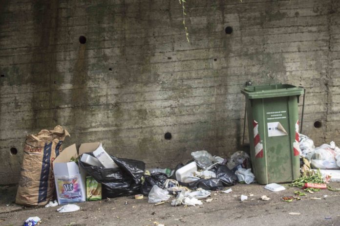 Cava, sulla gestione dei rifiuti lettera-denuncia di un cittadino al Comune e a Metellia