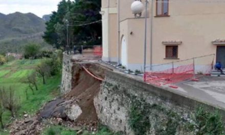 Cava de’ Tirreni, la chiesa di Pietrasanta a rischio crollo